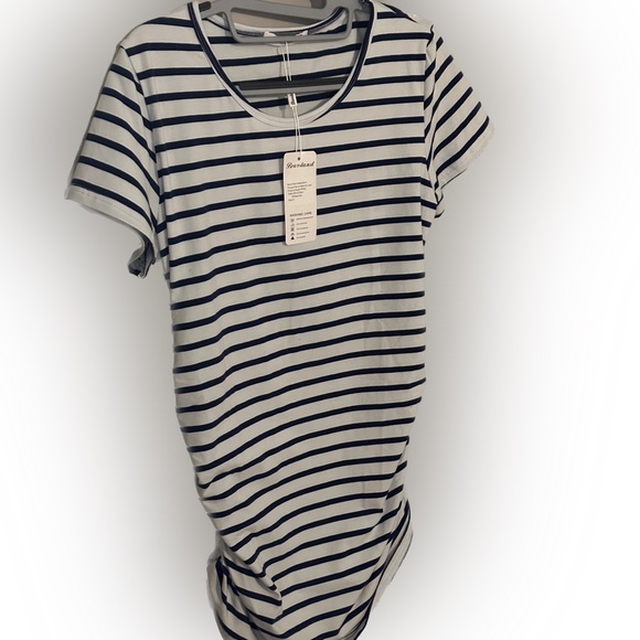 NWT- Maternity Top from Bearsland x Hamburglar Collaborative Size Medium - Picture 4 of 10